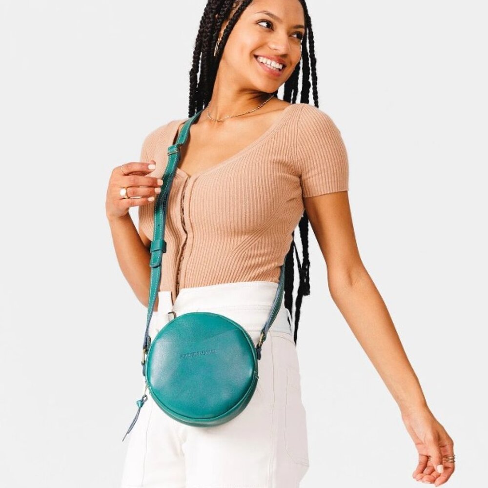 Portland Leather Goods Small Circle Crossbody - Peacock (NWT)